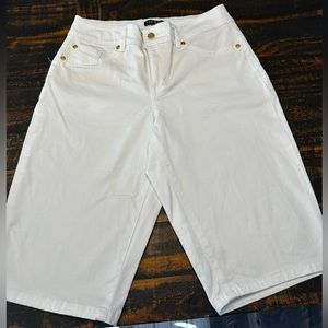 IMAN Women’s White Bermuda Shorts